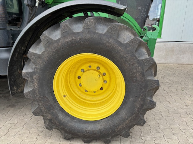 John Deere 6210 R - Трактор: фото 3 John Deere 6210 R - Трактор: фото 3
