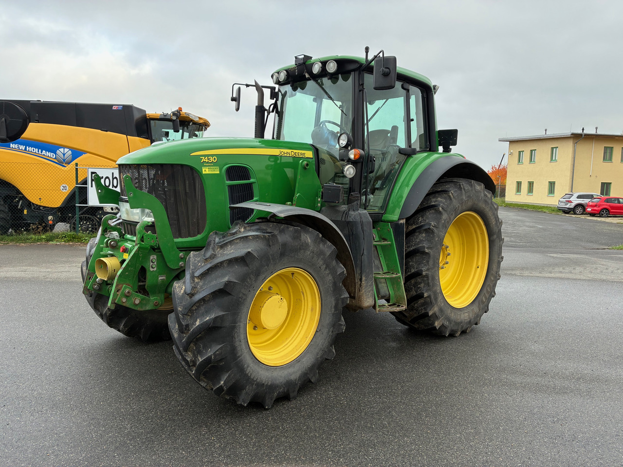 John Deere 7430 - Трактор: фото 1 John Deere 7430 - Трактор: фото 1
