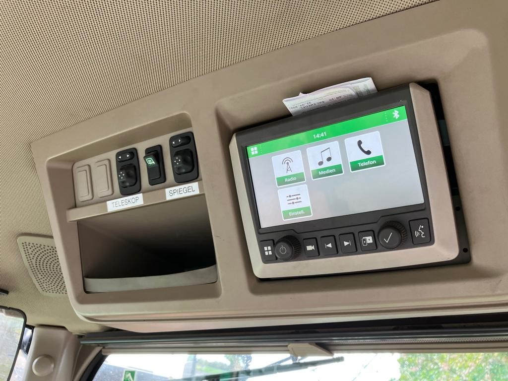 John Deere 7R 330 - Трактор: фото 5 John Deere 7R 330 - Трактор: фото 5