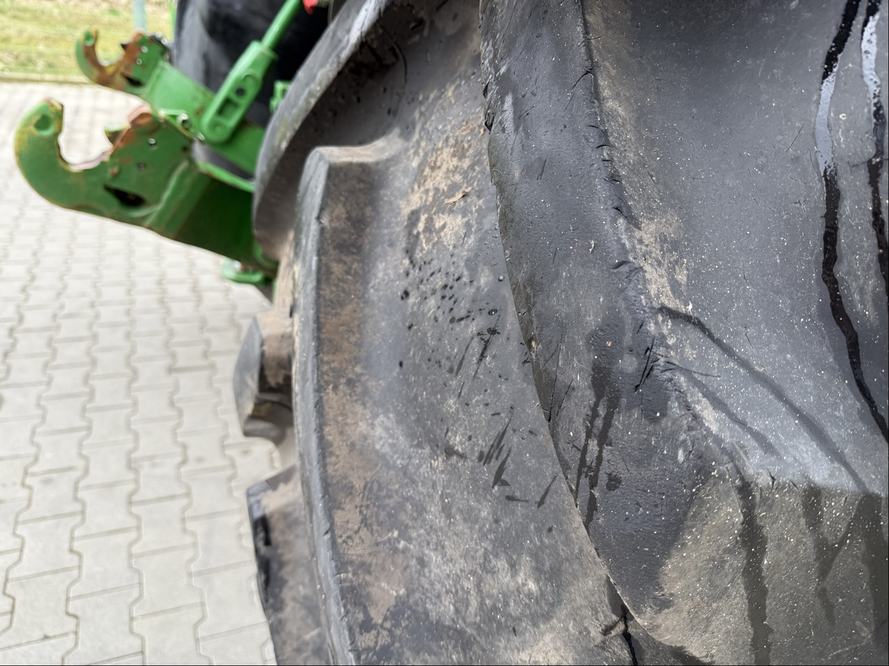 Трактор John Deere 8370 R: фото 10