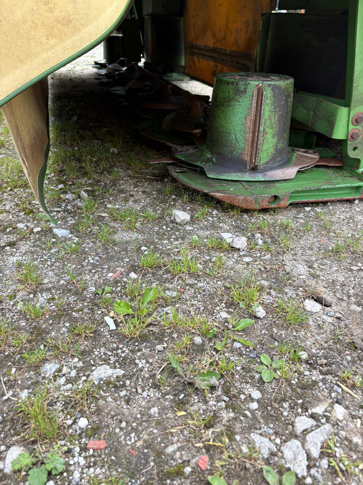 Krone Easy Cut F 320 - Косилка: фото 2 Krone Easy Cut F 320 - Косилка: фото 2