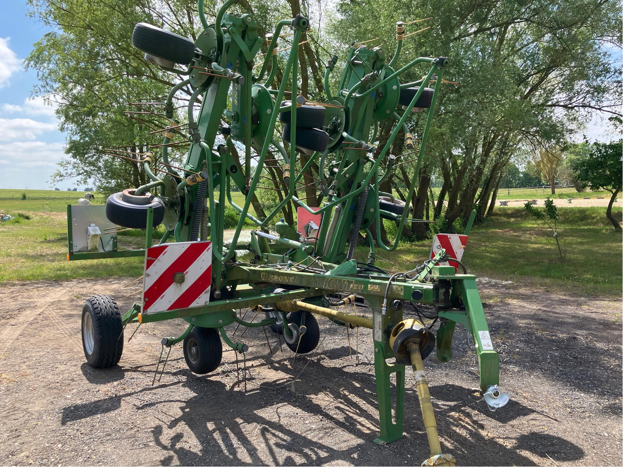 Krone KWT 8.82/8 - Сеноворошилка: фото 3 Krone KWT 8.82/8 - Сеноворошилка: фото 3