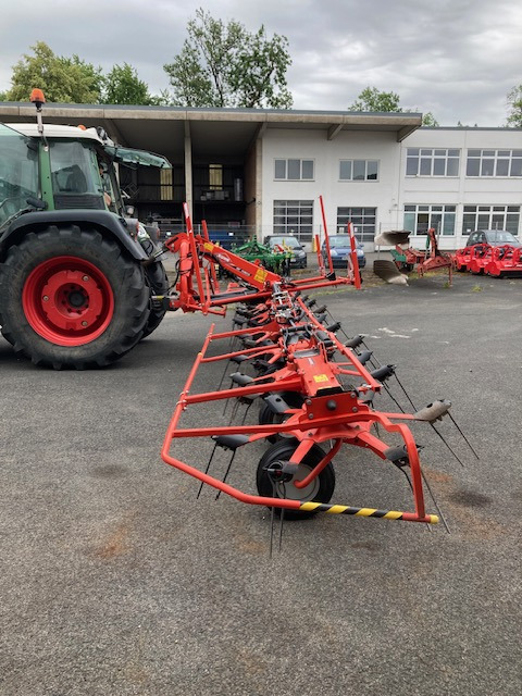 Kuhn GF 10803 Heuwender - Сеноворошилка: фото 2 Kuhn GF 10803 Heuwender - Сеноворошилка: фото 2