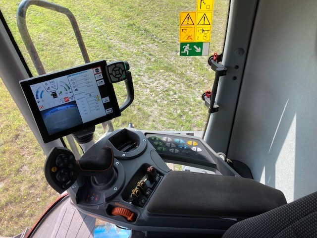 Massey Ferguson 7370 Beta - Зерноуборочный комбайн: фото 2 Massey Ferguson 7370 Beta - Зерноуборочный комбайн: фото 2