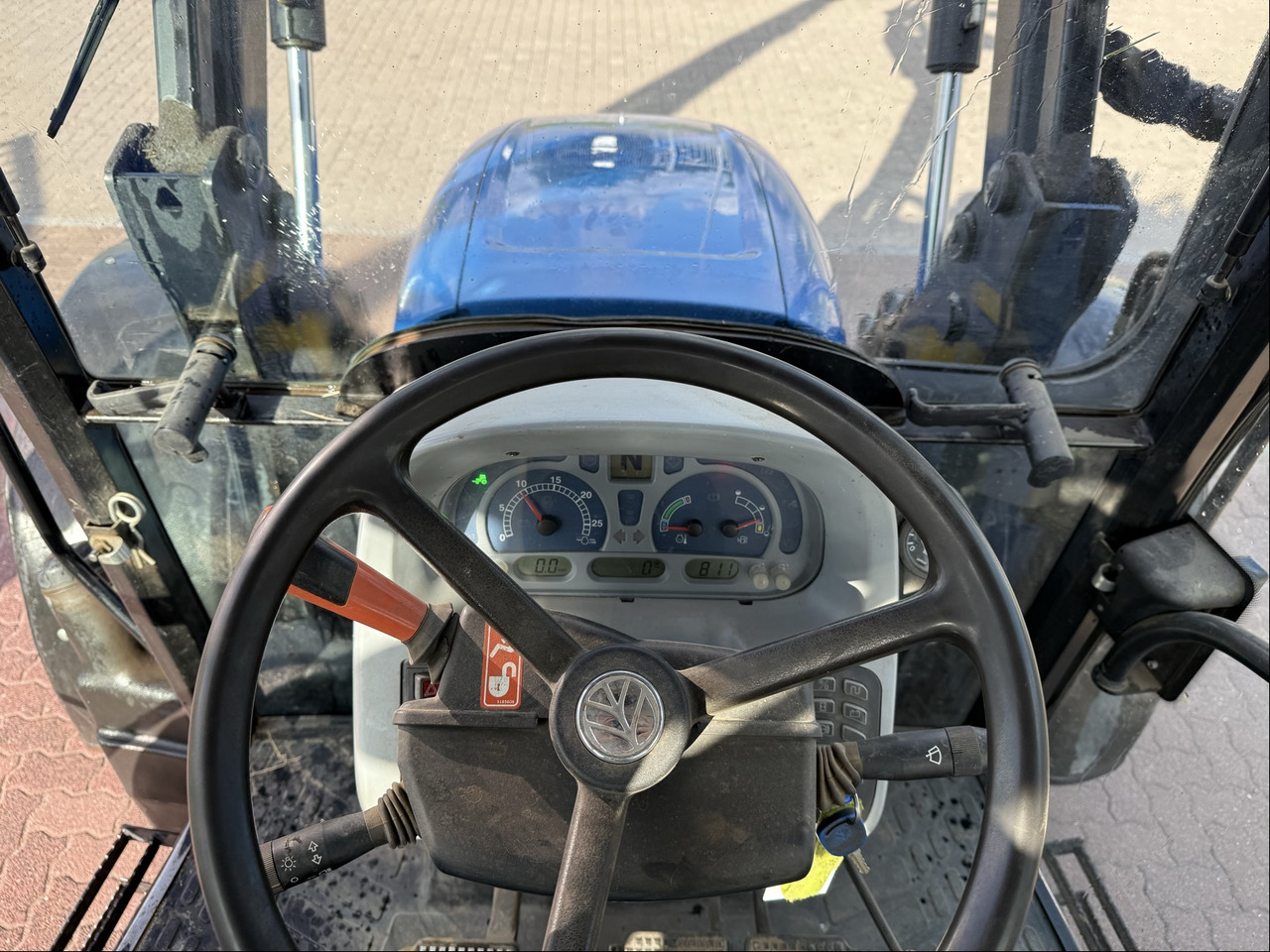 New Holland T5050 - Трактор: фото 5 New Holland T5050 - Трактор: фото 5