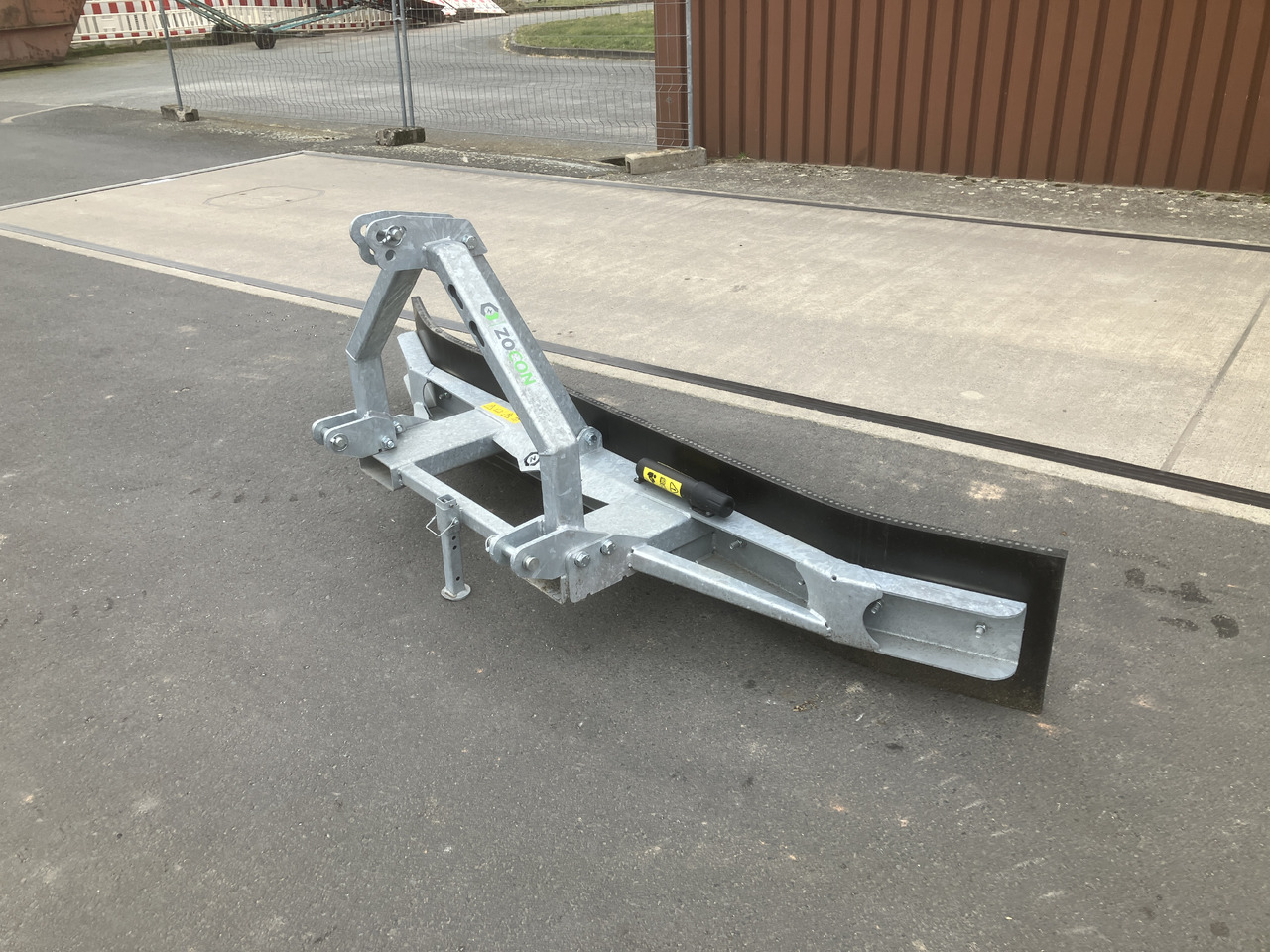 Zocon Gummischieber 270 Dreip Budget - Инвентарь для животноводства: фото 3 Zocon Gummischieber 270 Dreip Budget - Инвентарь для животноводства: фото 3