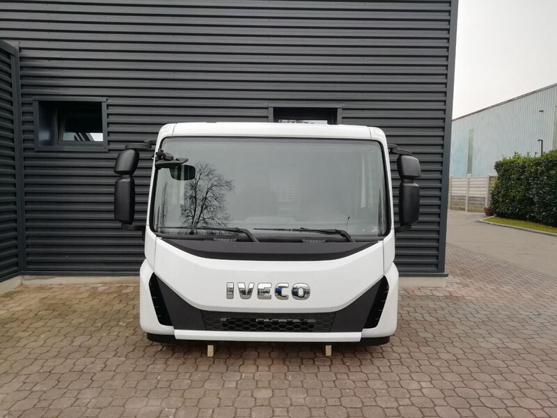 Iveco EUROCARGO Euro 6 - Кабина и интерьер для Грузовиков: фото 4 Iveco EUROCARGO Euro 6 - Кабина и интерьер для Грузовиков: фото 4