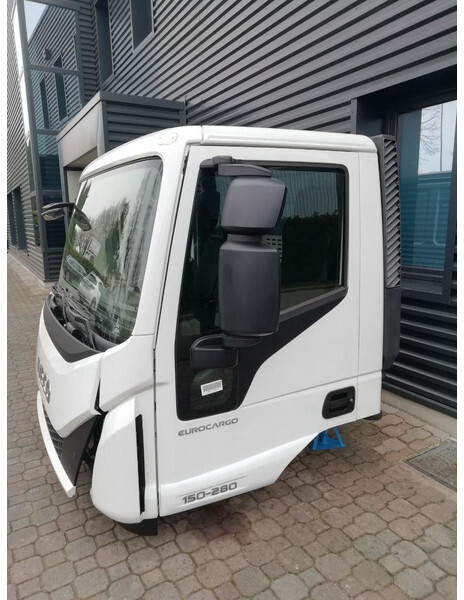 Iveco Eurocargo EURO 6 - Кабина и интерьер для Грузовиков: фото 3 Iveco Eurocargo EURO 6 - Кабина и интерьер для Грузовиков: фото 3