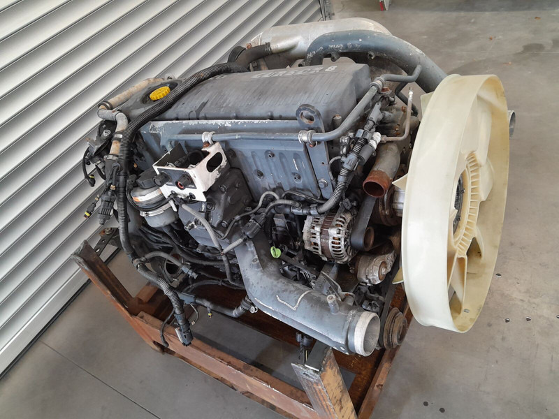 Iveco F2BE0681 EURO 3 STRALIS CURSOR 8 - Двигатель для Грузовиков: фото 1 Iveco F2BE0681 EURO 3 STRALIS CURSOR 8 - Двигатель для Грузовиков: фото 1