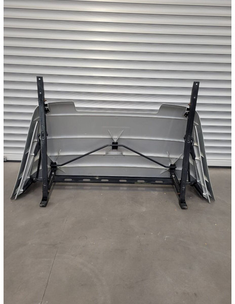 MAN LOW ROOF - Аэродинамика/ Спойлеры для Грузовиков: фото 4 MAN LOW ROOF - Аэродинамика/ Спойлеры для Грузовиков: фото 4