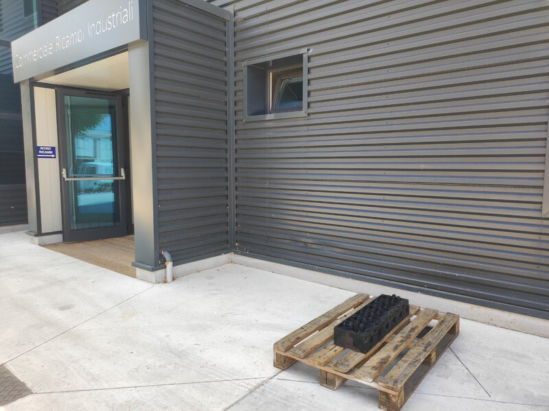 MAN TGL TGM D0836 2008 -> - Блок цилиндров для Грузовиков: фото 1 MAN TGL TGM D0836 2008 -> - Блок цилиндров для Грузовиков: фото 1