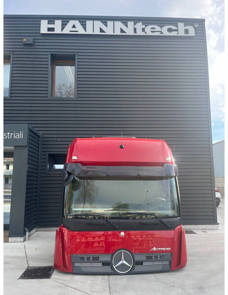 Mercedes-Benz ACTROS MP4 - Кабина и интерьер для Грузовиков: фото 1 Mercedes-Benz ACTROS MP4 - Кабина и интерьер для Грузовиков: фото 1
