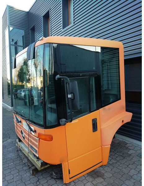 Mercedes-Benz ECONIC - Кабина и интерьер для Грузовиков: фото 2 Mercedes-Benz ECONIC - Кабина и интерьер для Грузовиков: фото 2