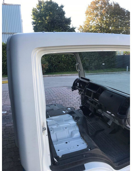 Renault Maxity - Кабина и интерьер для Грузовиков: фото 2 Renault Maxity - Кабина и интерьер для Грузовиков: фото 2