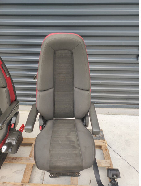 Volvo FH4 - FH13 FH16 - Сиденье для Грузовиков: фото 3 Volvo FH4 - FH13 FH16 - Сиденье для Грузовиков: фото 3