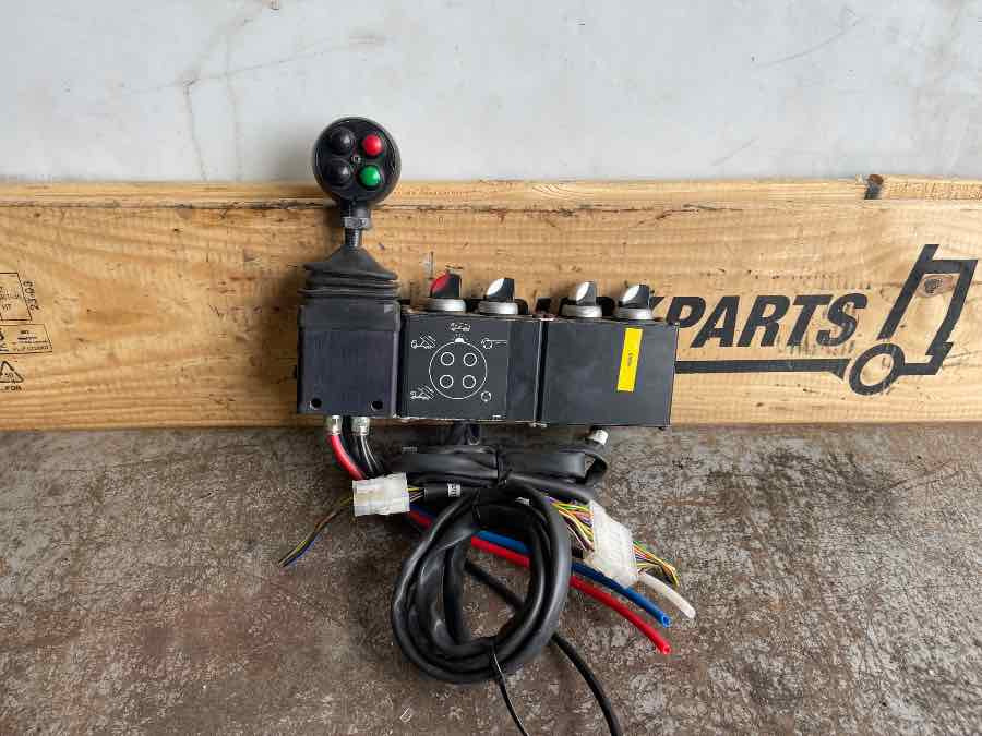 HYDRALIC TIP FUNKTION CONTROL - Гидравлика для Грузовиков: фото 1 HYDRALIC TIP FUNKTION CONTROL - Гидравлика для Грузовиков: фото 1