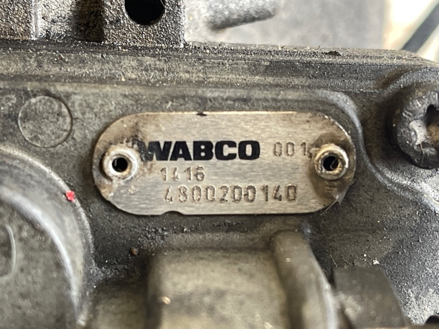 IVECO STRALIS FOOT BRAKE VALVE 4800200140 - Тормозной клапан для Грузовиков: фото 3 IVECO STRALIS FOOT BRAKE VALVE 4800200140 - Тормозной клапан для Грузовиков: фото 3