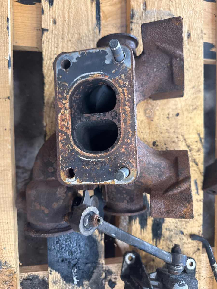 MERCEDES MANIFOLD A4711401614 - Двигатель и запчасти для Грузовиков: фото 1 MERCEDES MANIFOLD A4711401614 - Двигатель и запчасти для Грузовиков: фото 1