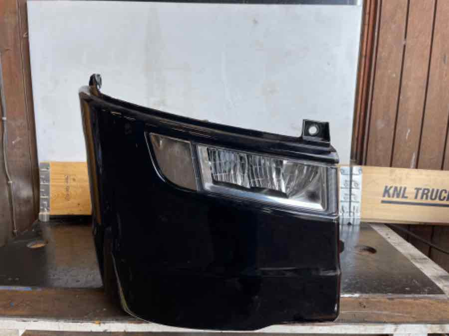 SCANIA BUMPER COVER RIGHT SIDE 2528870 - Кузов и экстерьер для Грузовиков: фото 1 SCANIA BUMPER COVER RIGHT SIDE 2528870 - Кузов и экстерьер для Грузовиков: фото 1