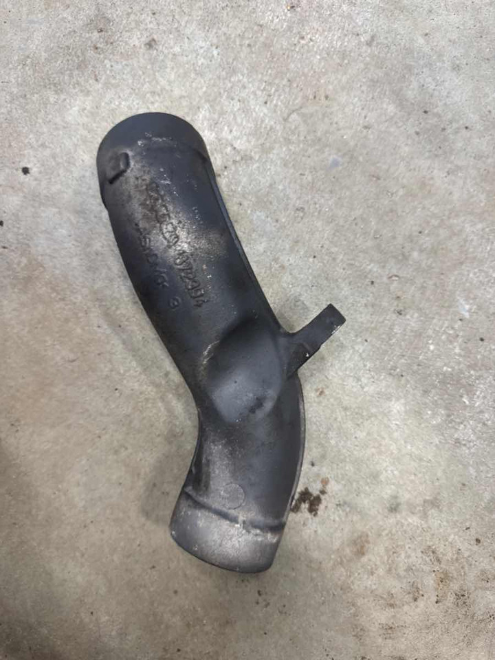 SCANIA FLANGE PIPE 1872394 - Впускная труба: фото 1 SCANIA FLANGE PIPE 1872394 - Впускная труба: фото 1