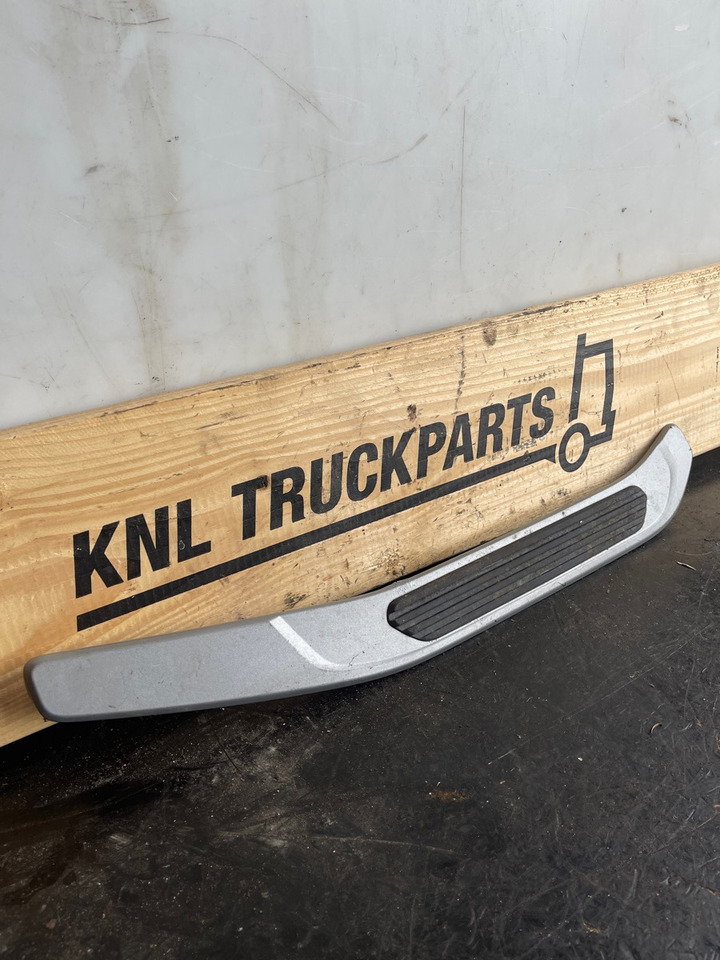 SCANIA PANEL 2095266 - Кабина и интерьер для Грузовиков: фото 1 SCANIA PANEL 2095266 - Кабина и интерьер для Грузовиков: фото 1