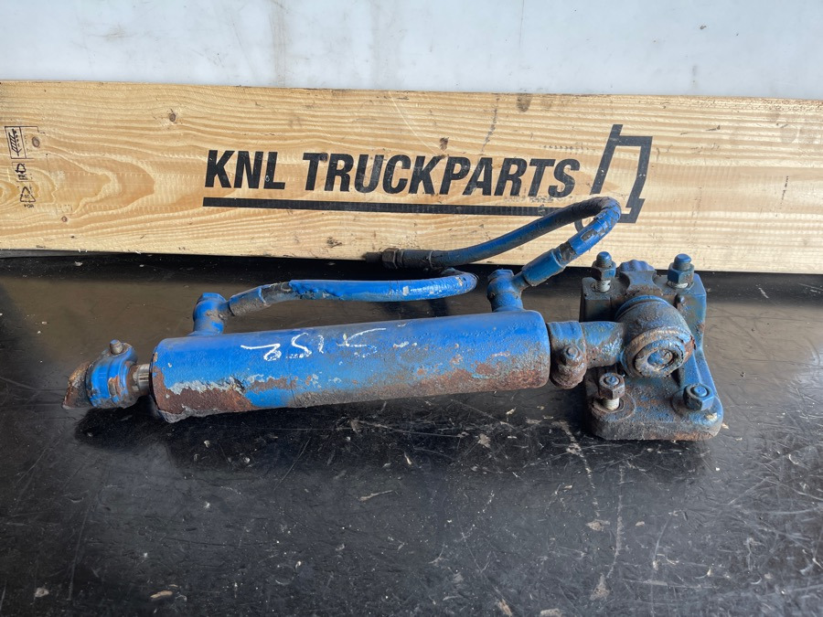 SCANIA STEERING CYLINDER 1500068 - Рулевое управление для Грузовиков: фото 2 SCANIA STEERING CYLINDER 1500068 - Рулевое управление для Грузовиков: фото 2