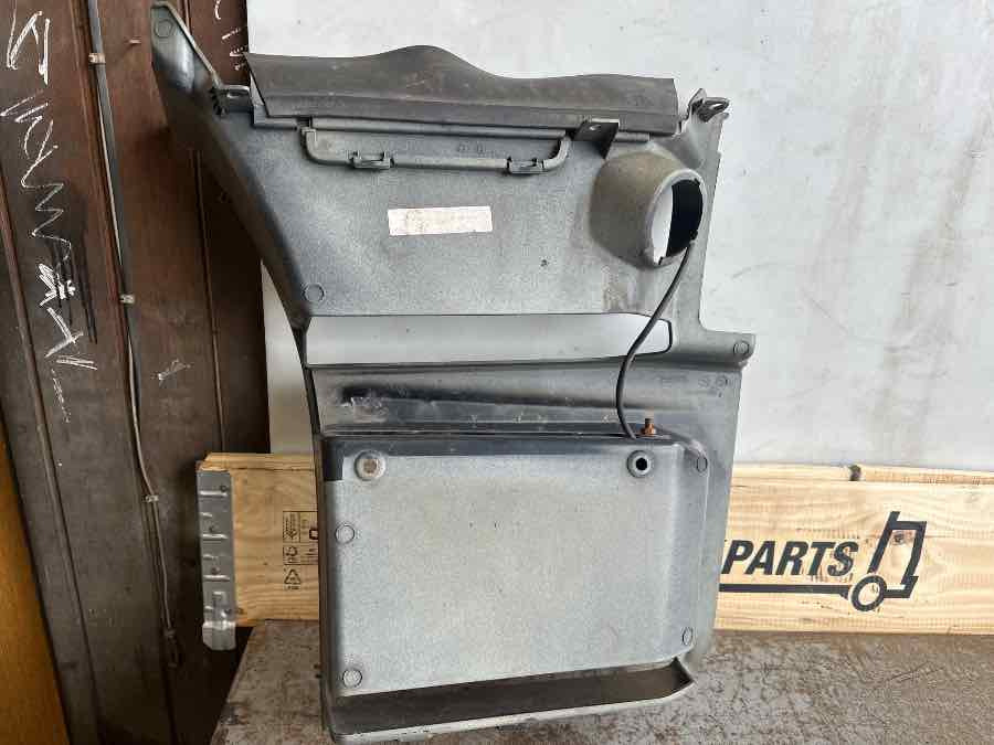 SCANIA STEP PLATE 2559299 - Кузов и экстерьер для Грузовиков: фото 2 SCANIA STEP PLATE 2559299 - Кузов и экстерьер для Грузовиков: фото 2