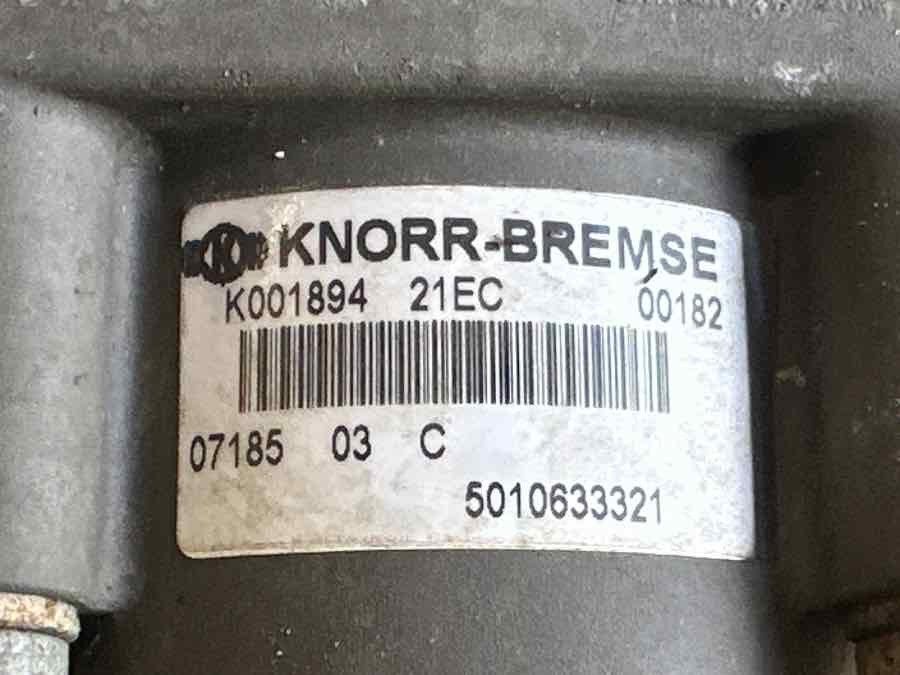 VOLVO FOOT BRAKE VALVE 21390592 - Тормозной клапан для Грузовиков: фото 3 VOLVO FOOT BRAKE VALVE 21390592 - Тормозной клапан для Грузовиков: фото 3