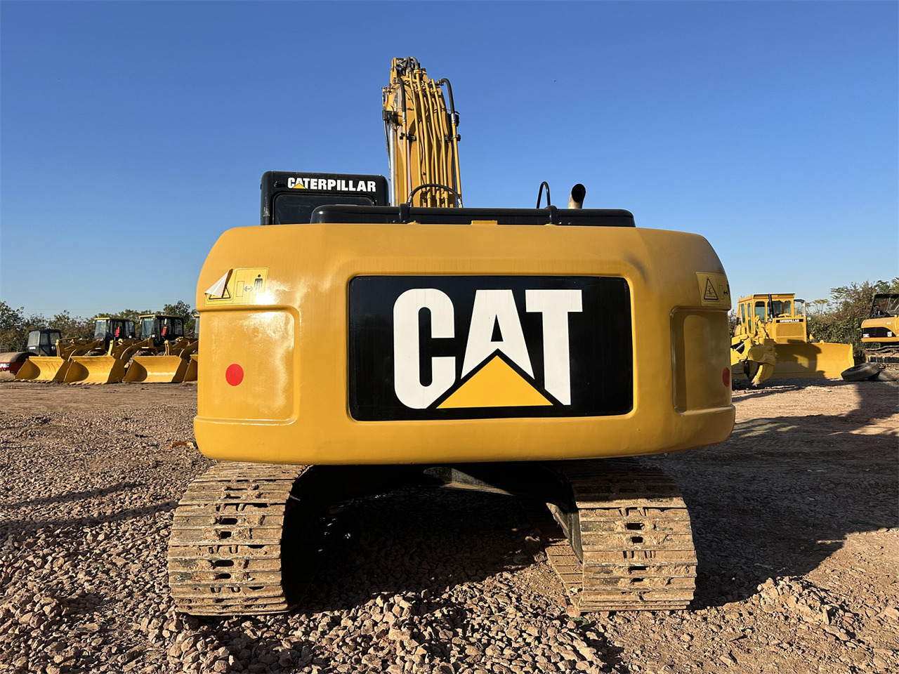 CAT 320DL - Гусеничный экскаватор: фото 5 CAT 320DL - Гусеничный экскаватор: фото 5