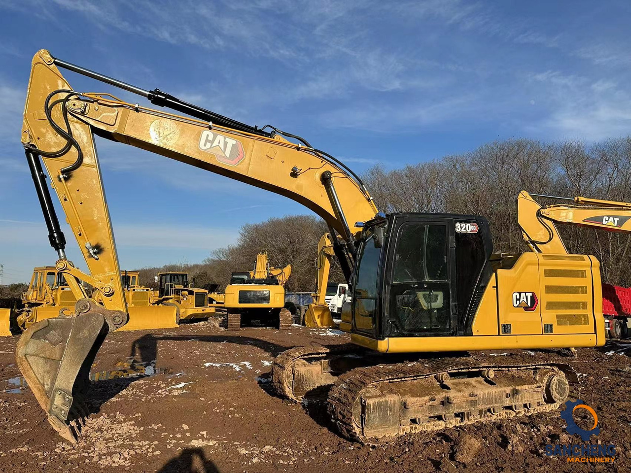 Гусеничный экскаватор CAT 320GC: фото 11