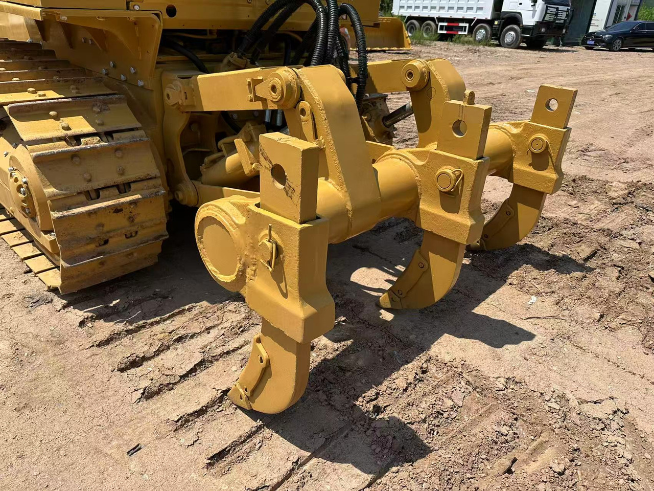 CAT D6G bulldozer - Бульдозер: фото 4 CAT D6G bulldozer - Бульдозер: фото 4