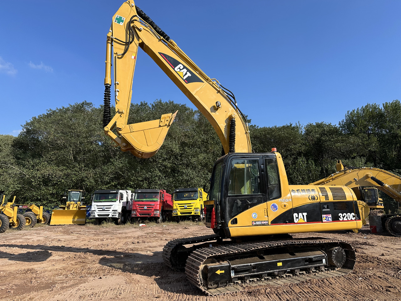 CATERPILLAR 320C - Гусеничный экскаватор: фото 3 CATERPILLAR 320C - Гусеничный экскаватор: фото 3
