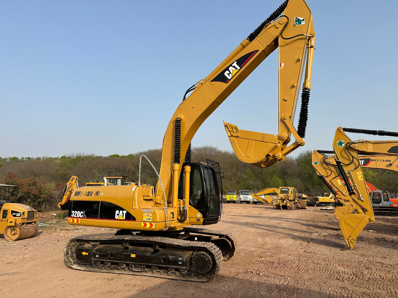 CATERPILLAR 320C - Гусеничный экскаватор: фото 2 CATERPILLAR 320C - Гусеничный экскаватор: фото 2