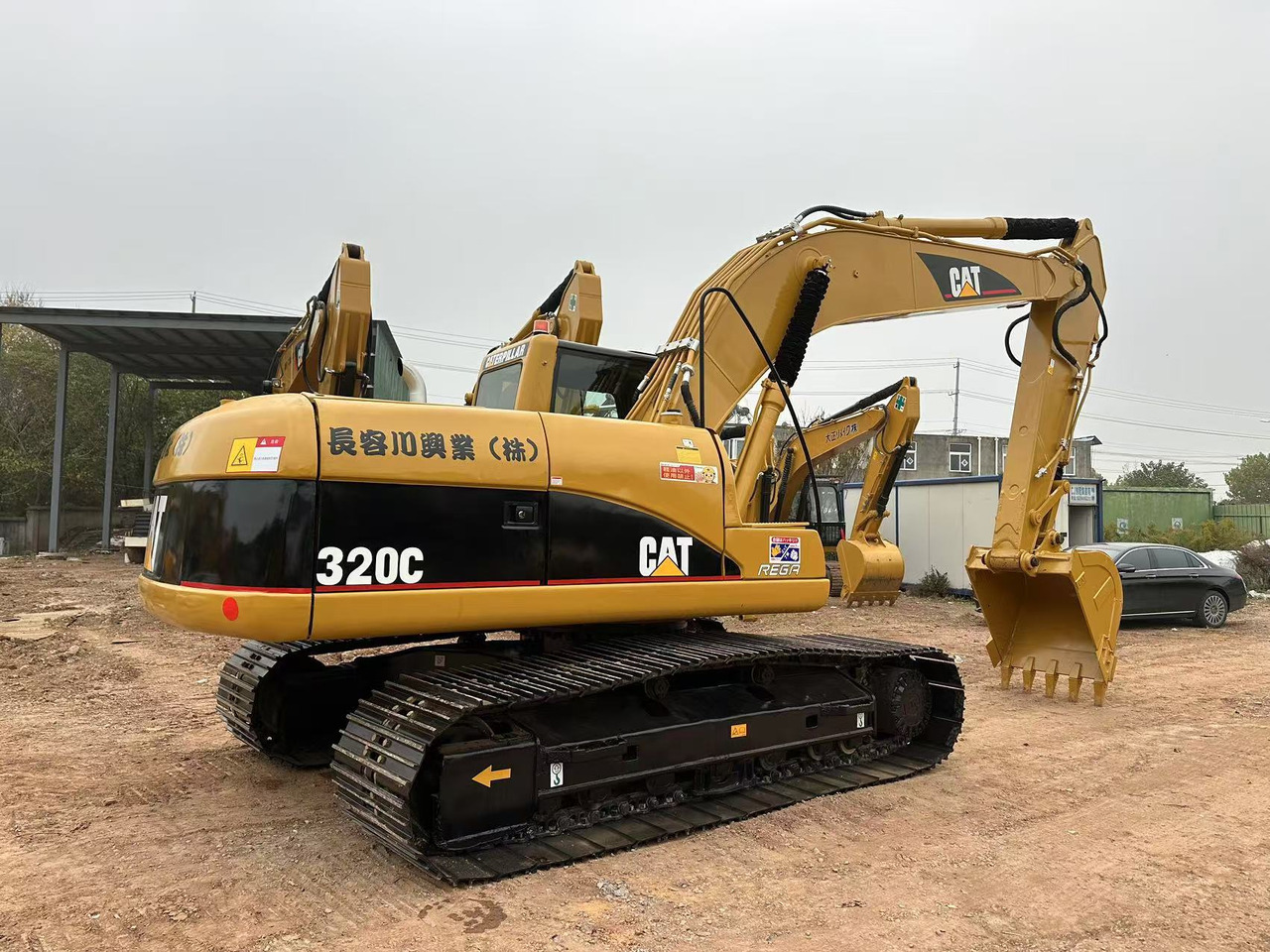 CATERPILLAR 320C - Гусеничный экскаватор: фото 2 CATERPILLAR 320C - Гусеничный экскаватор: фото 2