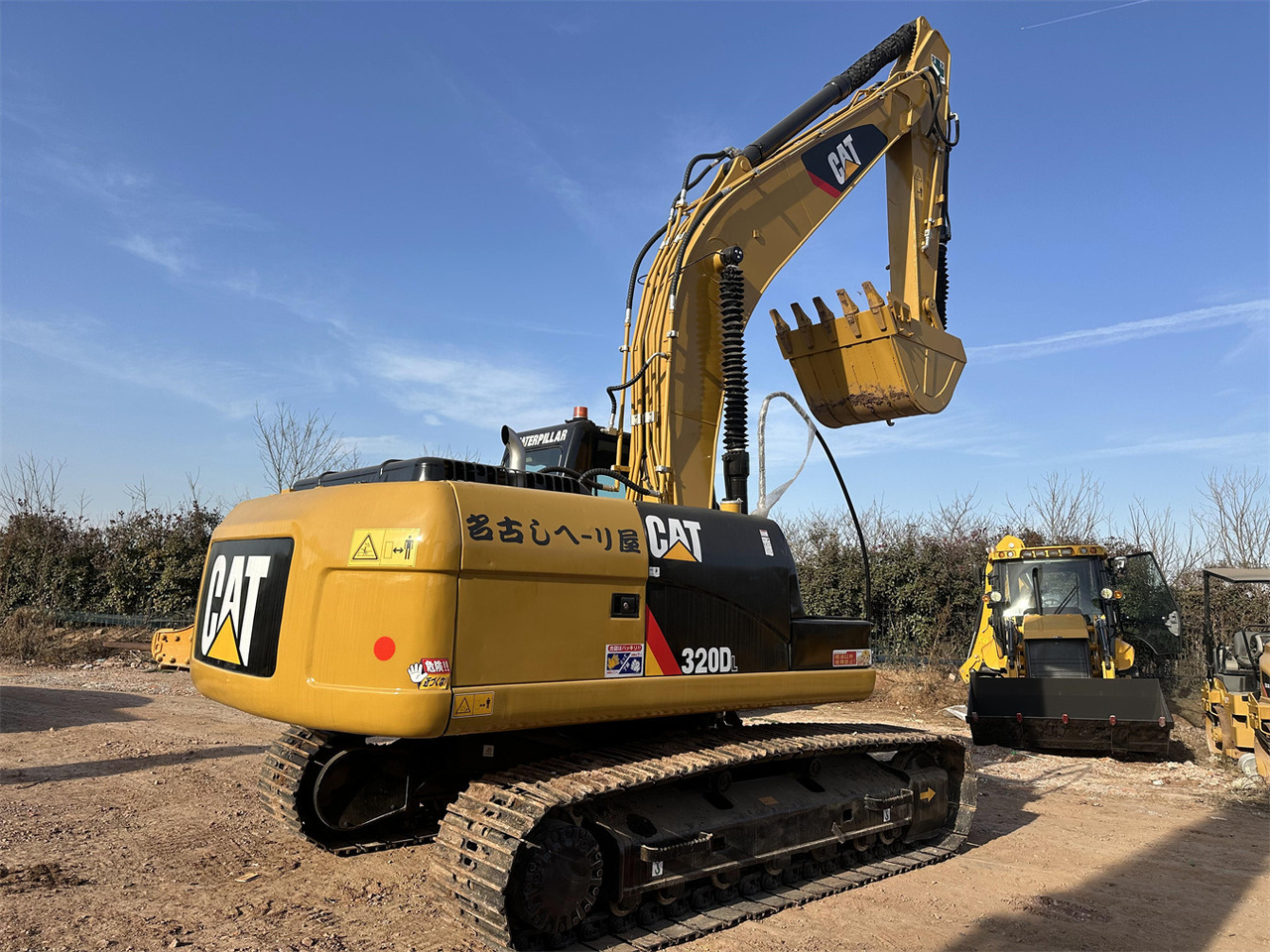 CATERPILLAR 320D - Гусеничный экскаватор: фото 3 CATERPILLAR 320D - Гусеничный экскаватор: фото 3