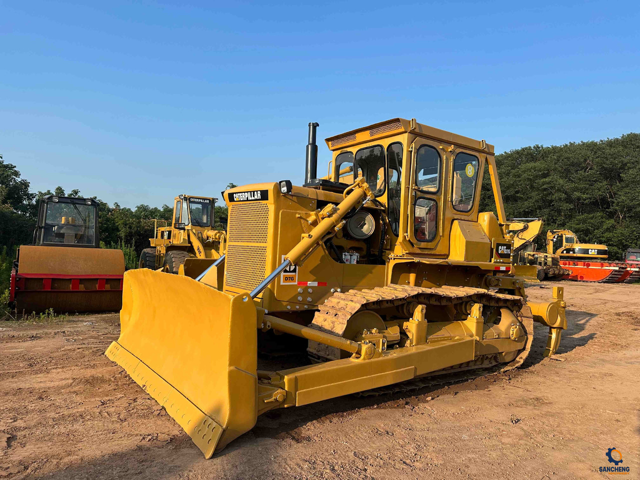 CATERPILLAR D7G - Бульдозер: фото 2 CATERPILLAR D7G - Бульдозер: фото 2