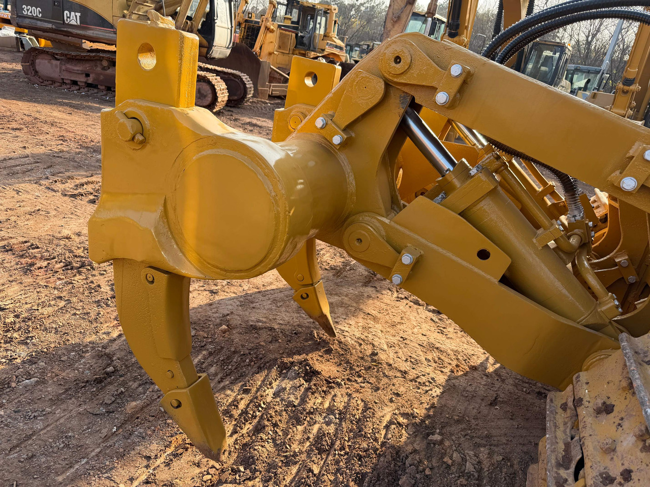 CATERPILLAR D8H - Бульдозер: фото 4 CATERPILLAR D8H - Бульдозер: фото 4