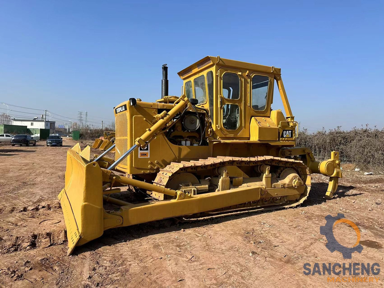 CATERPILLAR D8K - Бульдозер: фото 1 CATERPILLAR D8K - Бульдозер: фото 1
