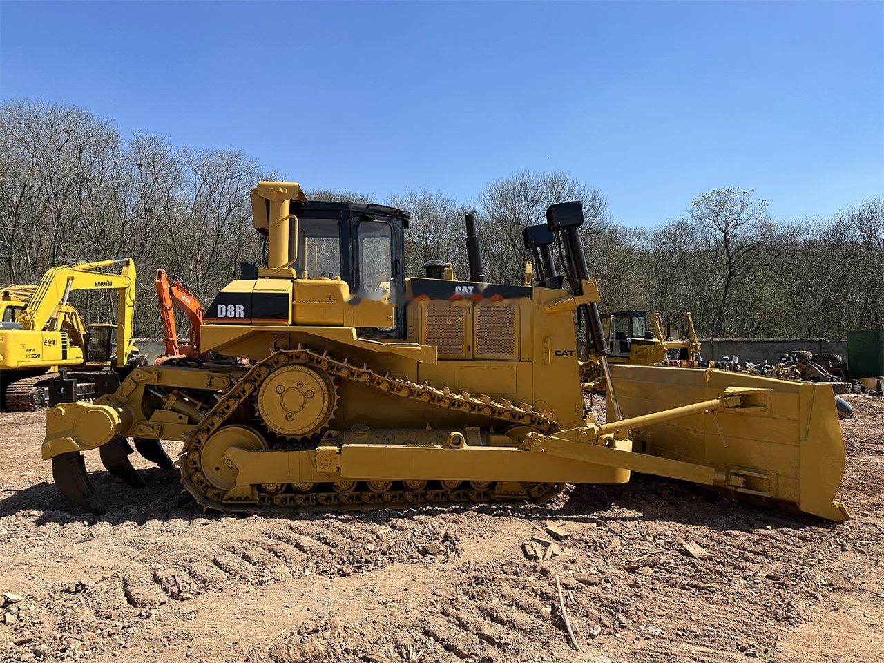 CATERPILLAR D8R - Бульдозер: фото 2 CATERPILLAR D8R - Бульдозер: фото 2