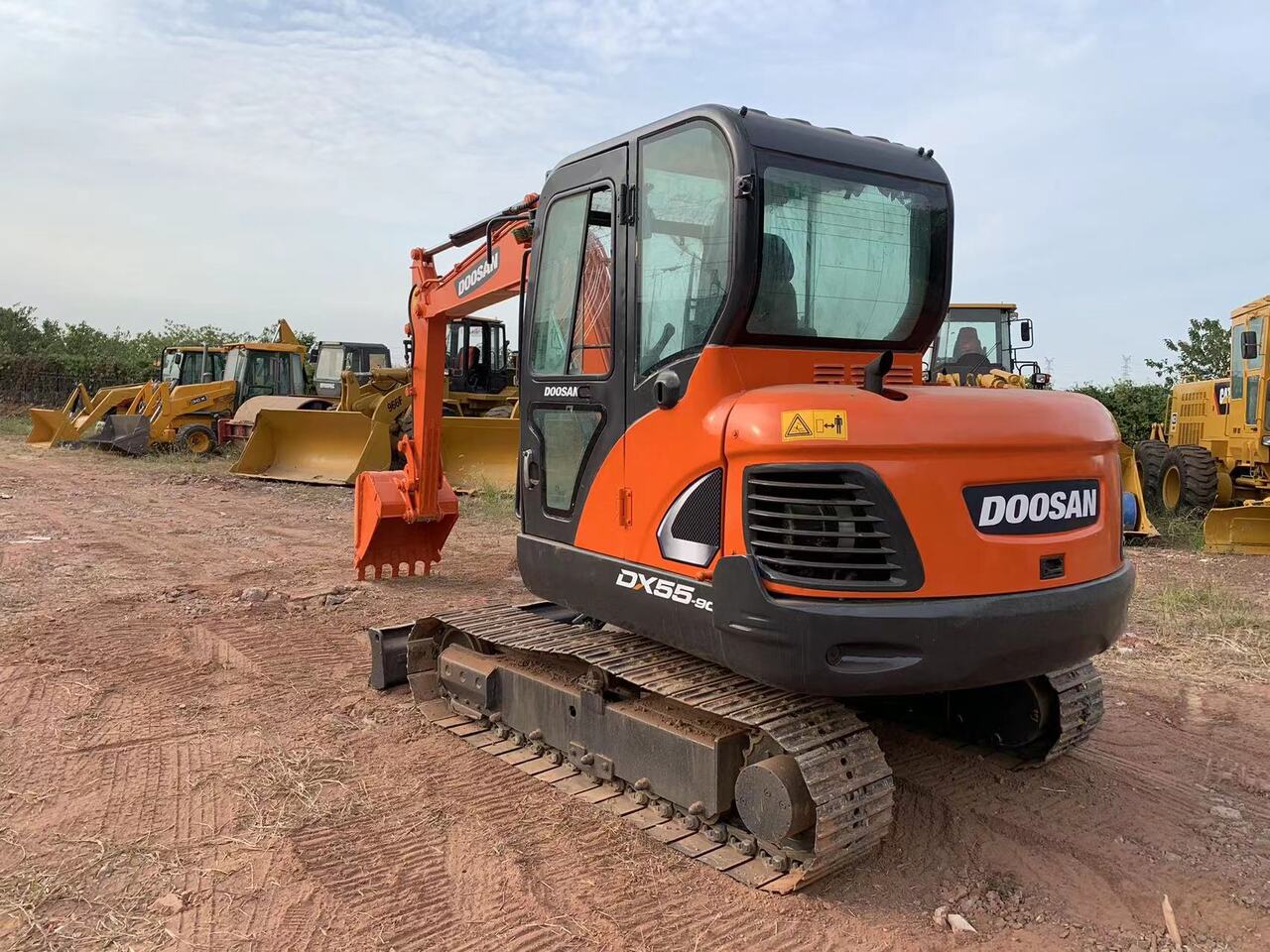 DOOSAN DX55 excavator - Экскаватор: фото 2 DOOSAN DX55 excavator - Экскаватор: фото 2