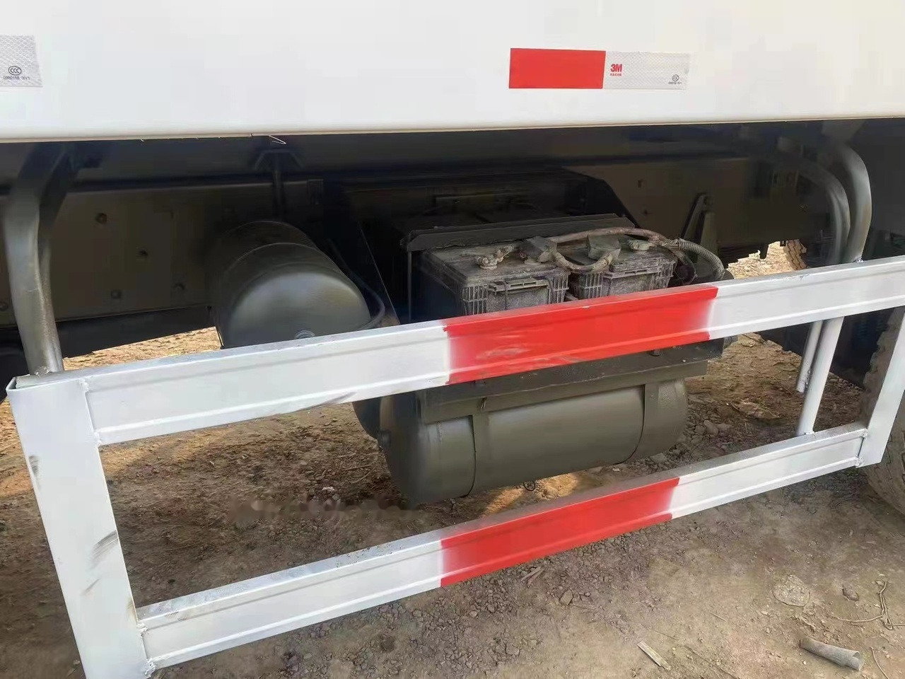 SINOTRUK HOWO 371 Tipper truck - Самосвал: фото 5 SINOTRUK HOWO 371 Tipper truck - Самосвал: фото 5