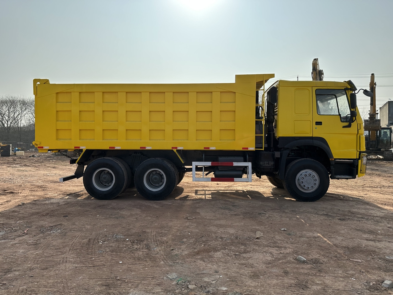SINOTRUK Howo Dump truck 371 - Самосвал: фото 5 SINOTRUK Howo Dump truck 371 - Самосвал: фото 5