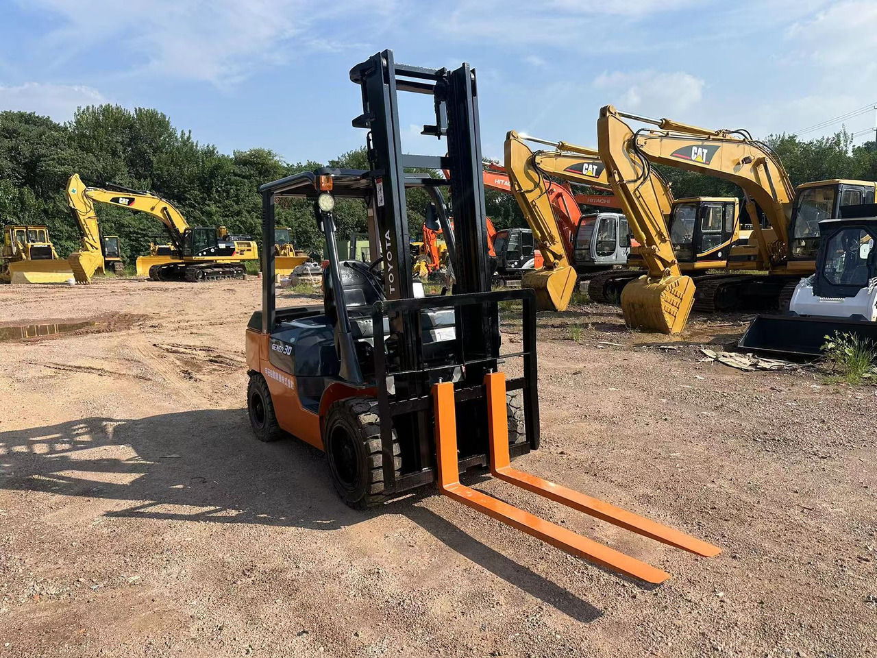 TOYOTA GENEO30 forklift - Дизельный погрузчик: фото 2 TOYOTA GENEO30 forklift - Дизельный погрузчик: фото 2