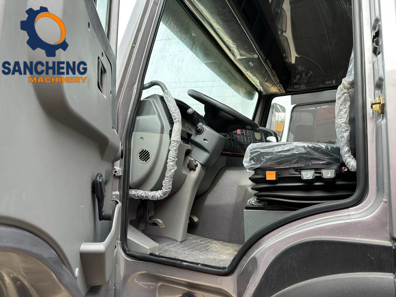 Sinotruk HOWO 380hp  6x4 tractor в лизинг Sinotruk HOWO 380hp  6x4 tractor: фото 8