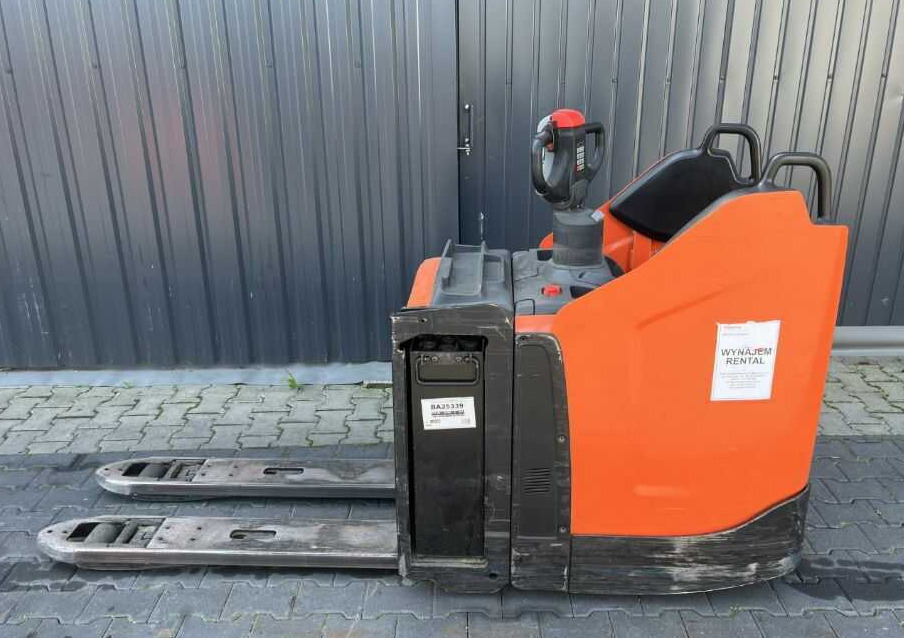 BT LPE200 - Тележка: фото 2 BT LPE200 - Тележка: фото 2