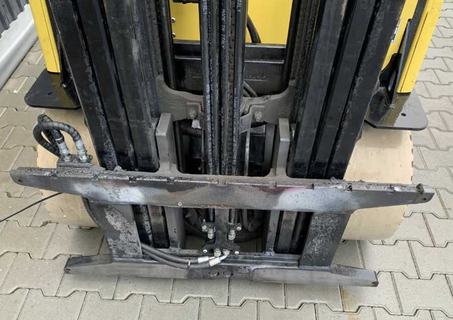 Hyster J3.0XN - Электропогрузчик: фото 3 Hyster J3.0XN - Электропогрузчик: фото 3