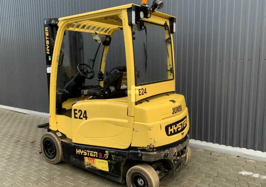 Hyster J3.0XN - Электропогрузчик: фото 4 Hyster J3.0XN - Электропогрузчик: фото 4