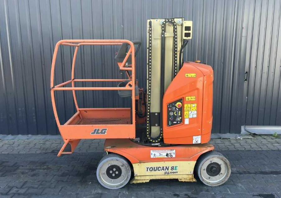JLG Toucan 8E - Вертикальный мачтовый подъемник: фото 2 JLG Toucan 8E - Вертикальный мачтовый подъемник: фото 2