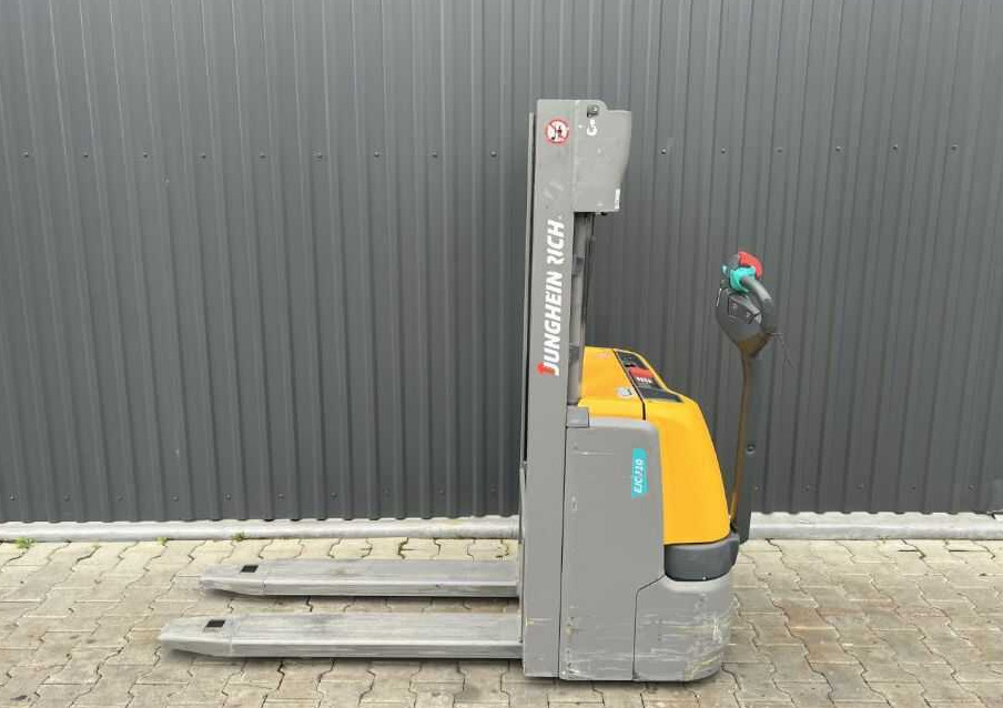 Jungheinrich EJC110 - Штабелер: фото 2 Jungheinrich EJC110 - Штабелер: фото 2