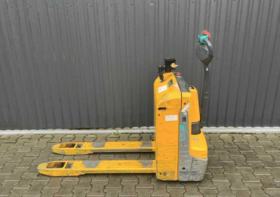 Jungheinrich EJE114 - Тележка: фото 2 Jungheinrich EJE114 - Тележка: фото 2